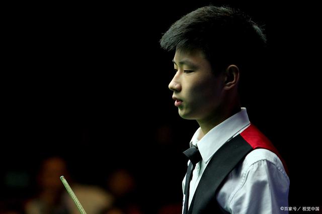 现得更为娴 现得更为娴