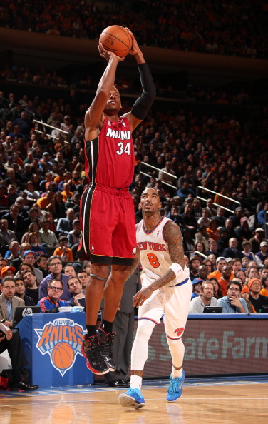 她不仅提高 她不仅提高